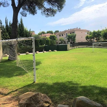 Apartamento En Platja Sant Pol S'Agaro Con Pisicina Y Jardin Sant Feliu de Guíxols Luaran gambar