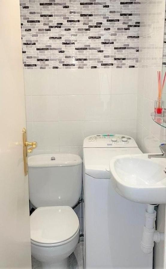 Apartamento En Platja Sant Pol S'Agaro Con Pisicina Y Jardin Sant Feliu de Guíxols Luaran gambar